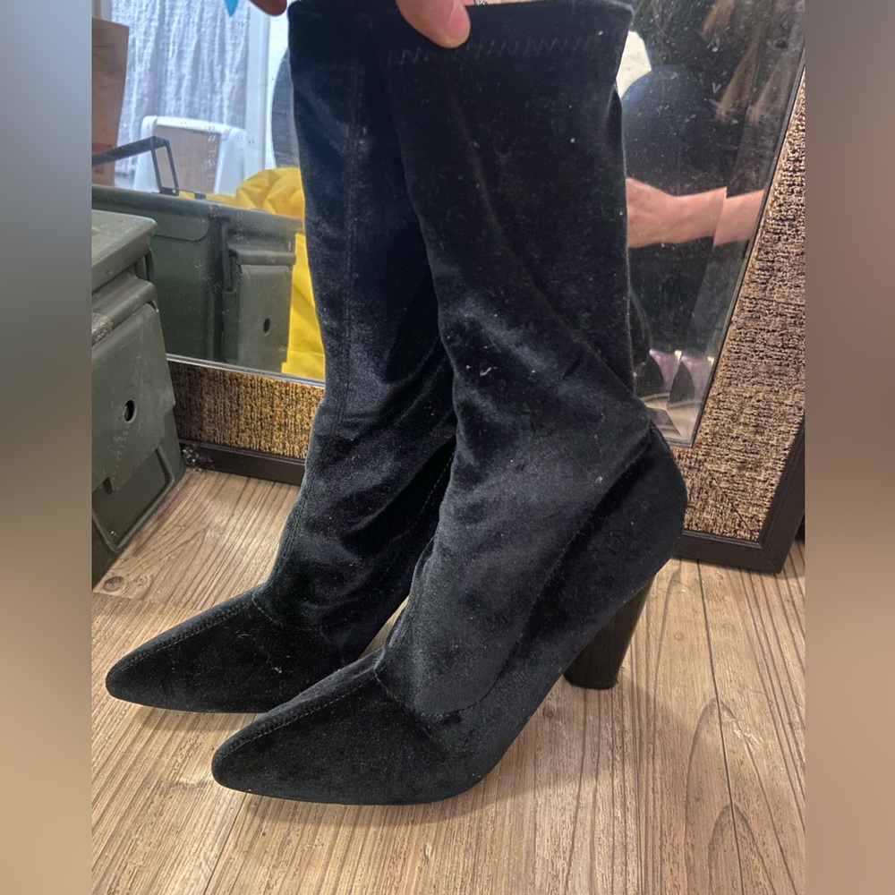 Black velvet boots size 7